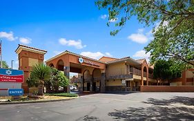 Holiday Inn Express Albuquerque (i-40 Eubank)